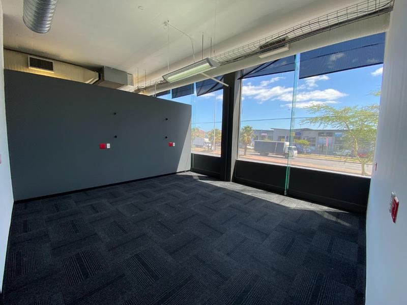 To Let commercial Property for Rent in Paarden Eiland Western Cape